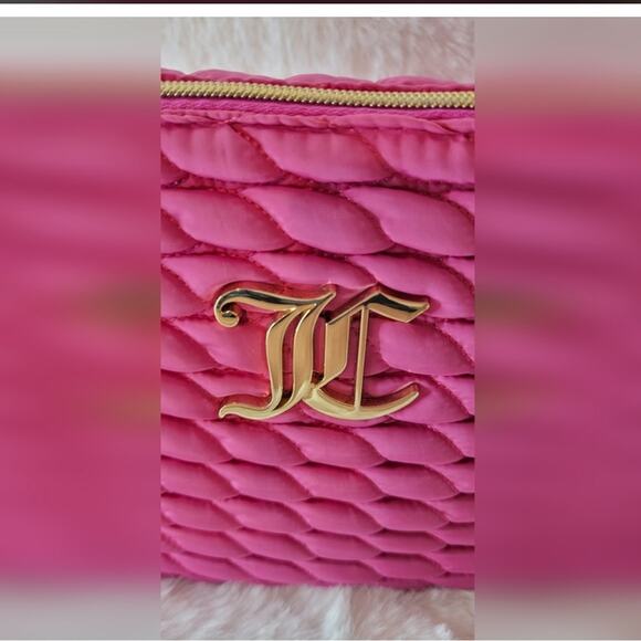 Juicy Couture NWT Makeup Bag very roomy and includes travel container - Picture 4 of 6